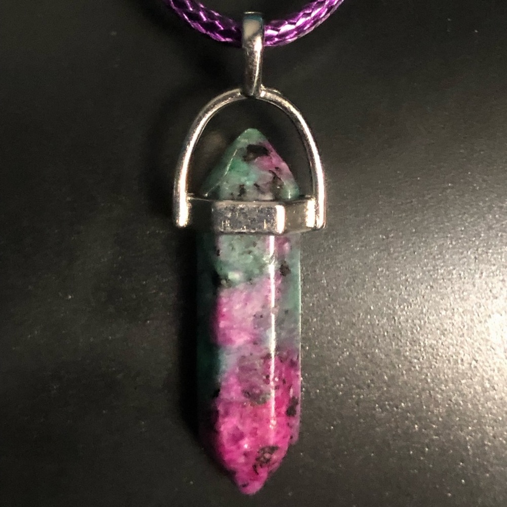 Natural Stone Anyolite Necklace